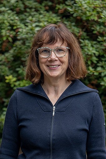 portrait of corinne bayerl