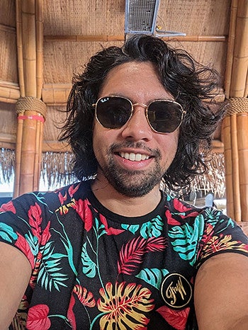 milind nigam selfie with sunglasses