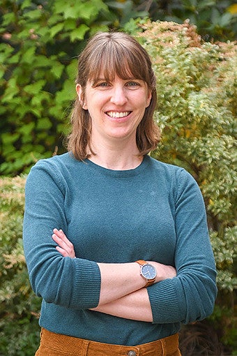 portrait of kristen rahilly