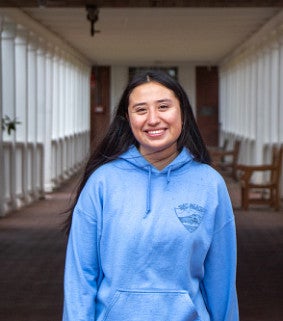 Student Spotlight Beatriz Cabrera UO Clark Honors College