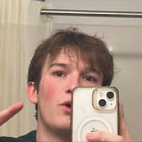 mirror selfie of student